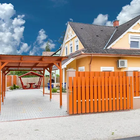 Holiday home Gemini 1 By Interhome